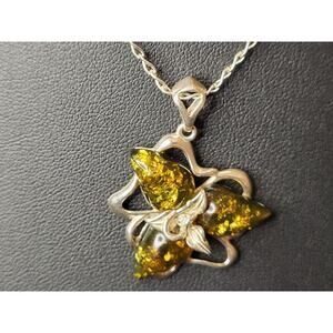 Designer TGGC 925 Sterling Silver Green Amber Flower Pendant Necklace 14 IN